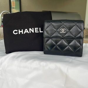 Chanel wallet